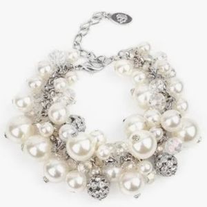 Paparazzi Couture Celebrator Zi Collection Bracelet